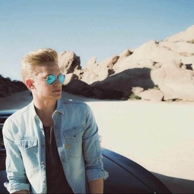 Danish fan account for @CodySimpson • Cody follows