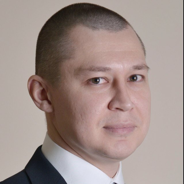 Дмитрий Ефремов