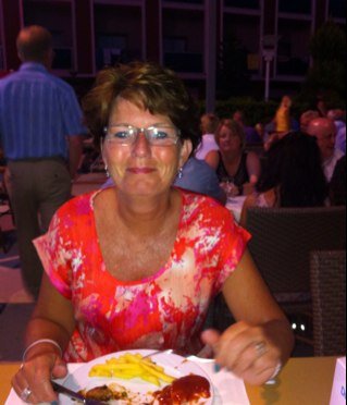 EllenBrielle's profile picture. 