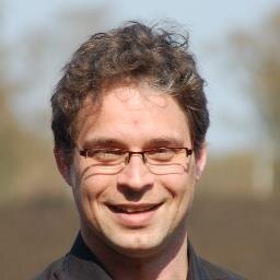 Wij leiden medewerkers op en organiseren cursussen en opleidingen voor de (metaal) technische sector en helpen bij opleidingssubsidies, stage en meer