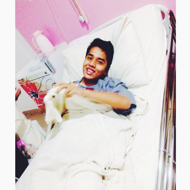 symlasyrf's profile picture. am using this acc for now