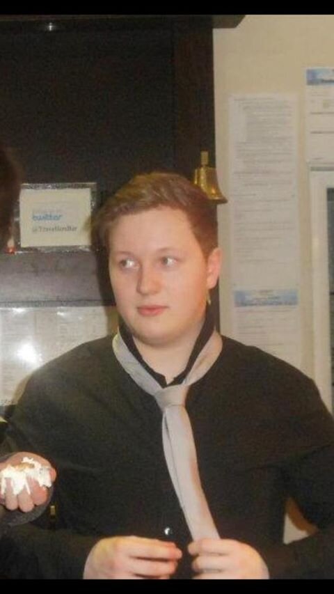 Trainer enthusiast, Geordie lad, love the gym, big deal social network extrodinaire. Peace to my bros xoxo