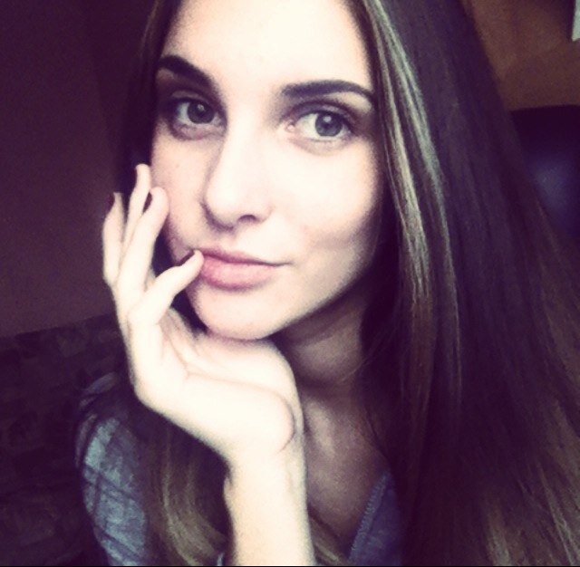 Instagram @annia22