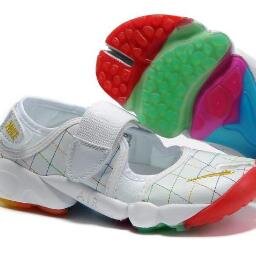 SaleStoreSale's profile picture. 