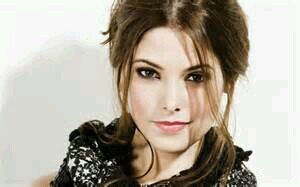 Alice Cullen, I love my family, but still looking for more! Still searching for my Jasper! #TheNextChapter