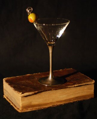 Here I'll play a game called Let's (Get Drunk And) Read A Book for the love of literature and sweet, sweet spirits (and also for other types of beverages).