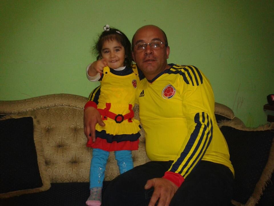 100% Colombiano, trabajador en el gremio Metalmécanico, Coordinador Técnico en Sac Estructuras Metalicas, hinche del mejor Millonarios.