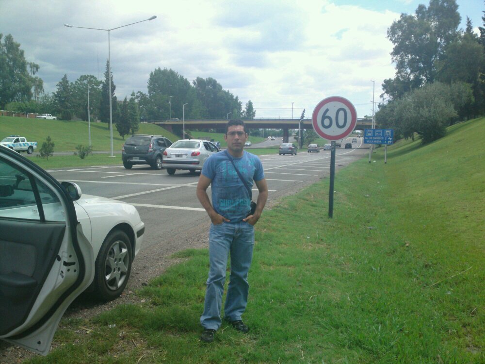 acaatorres's profile picture. 