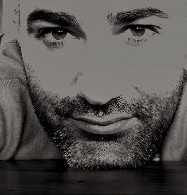 tasioarmas's profile picture. La felicidad se mide por la cantidad de personas que sonríen a tu alrededor