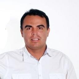 ex-concejal y  ex-alcalde municipio de Isnos,
Candidato al Senado