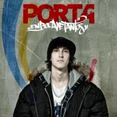Creo emociones con rap,
no importa la edad,
porque aquí no hay truco señores,
tampoco secretos ni errores.