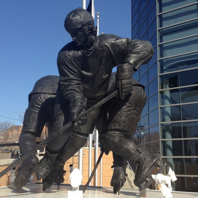 Penguins and Pirates. Fear the #SharkTank. Lets go Pens! Raise it! BUCN