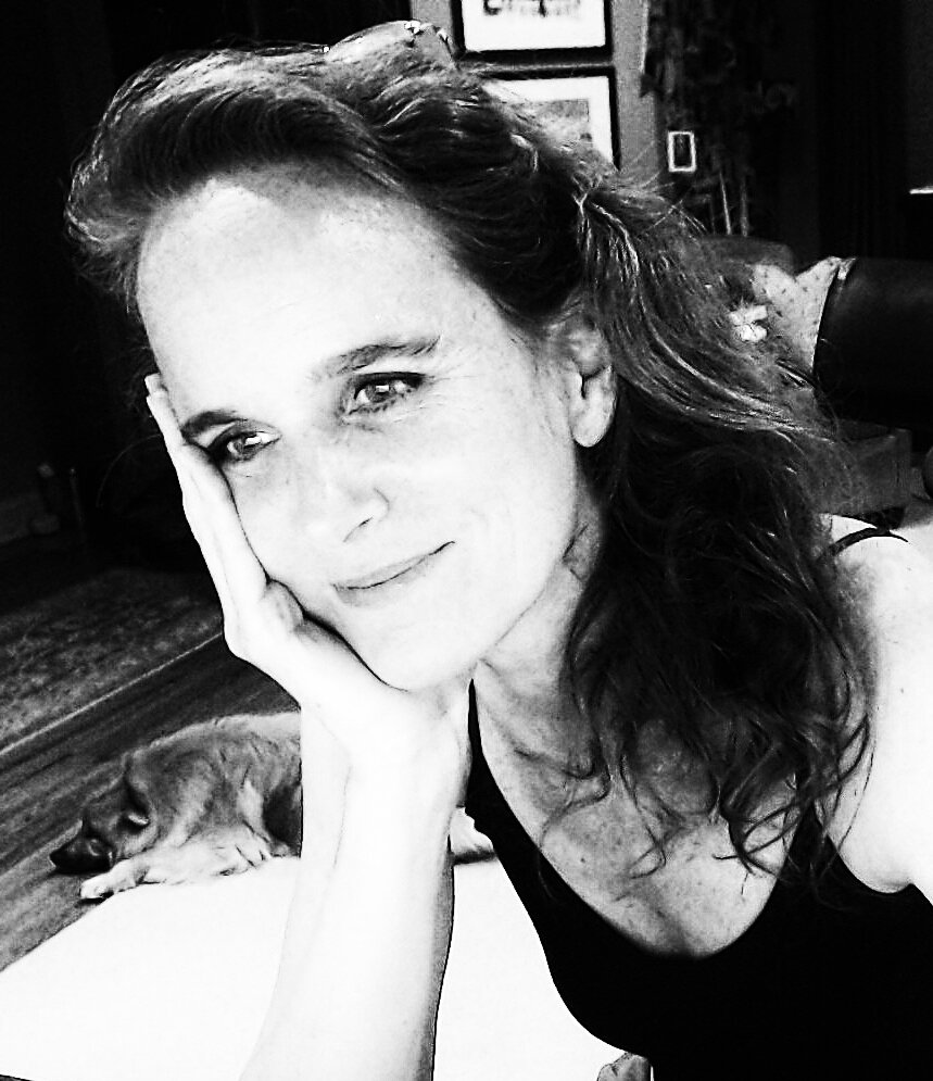 mom, artist, professor, avid reader, animal lover, Dr. of Philosophy ... and so on. author of Politics and Heidegger’s Concept of Thinking in Contemporary Art.