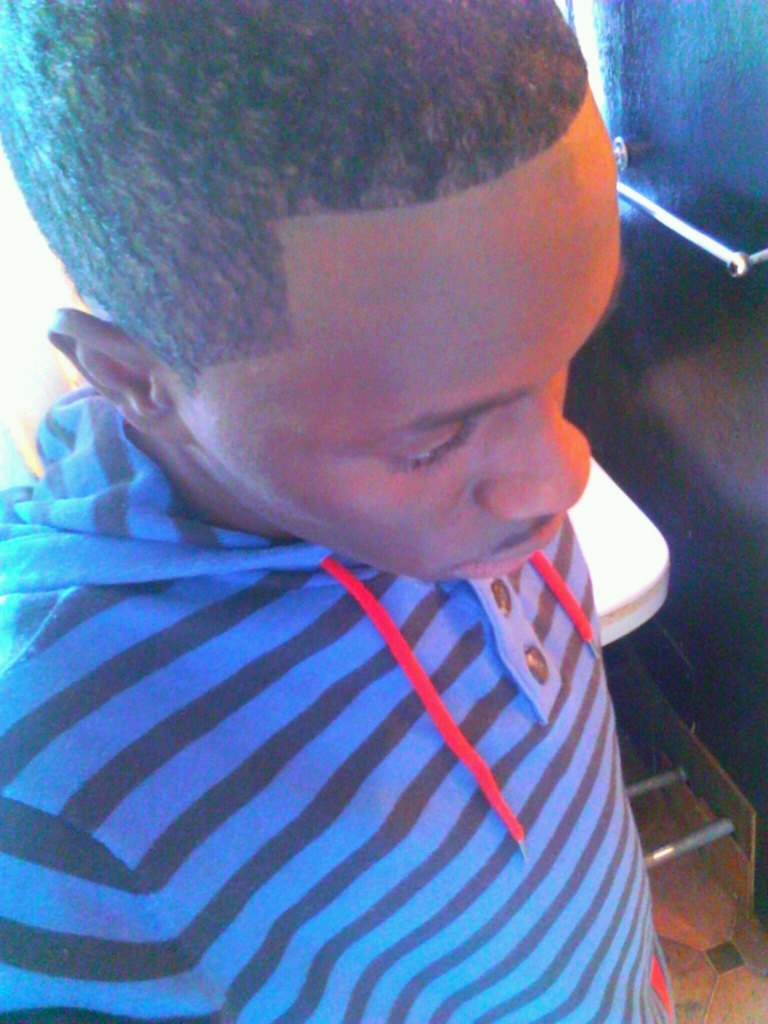 ✧21 ✧Tryna Make It
✧Love Music ✧Focused
✧Single ?:  ✧Looking?: 
✧Proud Father 《of》 ♥Laiana♥
✧BBM : 7B704606