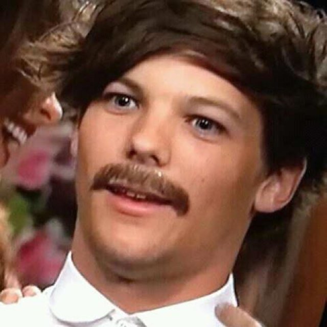 YOU JUST GOT A FREE FOLLOW! NOW GO FOLLOW @dAiSy_trAmmEl OR I'LL UNFOLLOW!