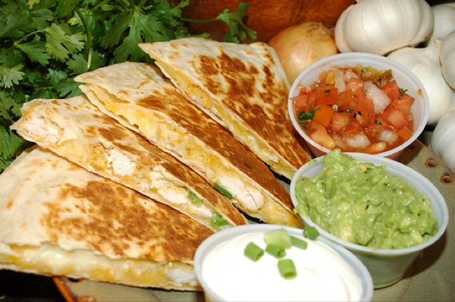 The official twitter of #PhiPsiQuesadillas!!!!8-12 am at the Phi Kappa Psi house benefitting the Boys and Girls Club! Follow @PKPToledo