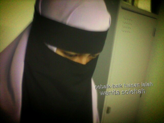 Allah is everything . Moge penghijrahanku diterima olehNYA  . Allahu Akhbar !  Aminn