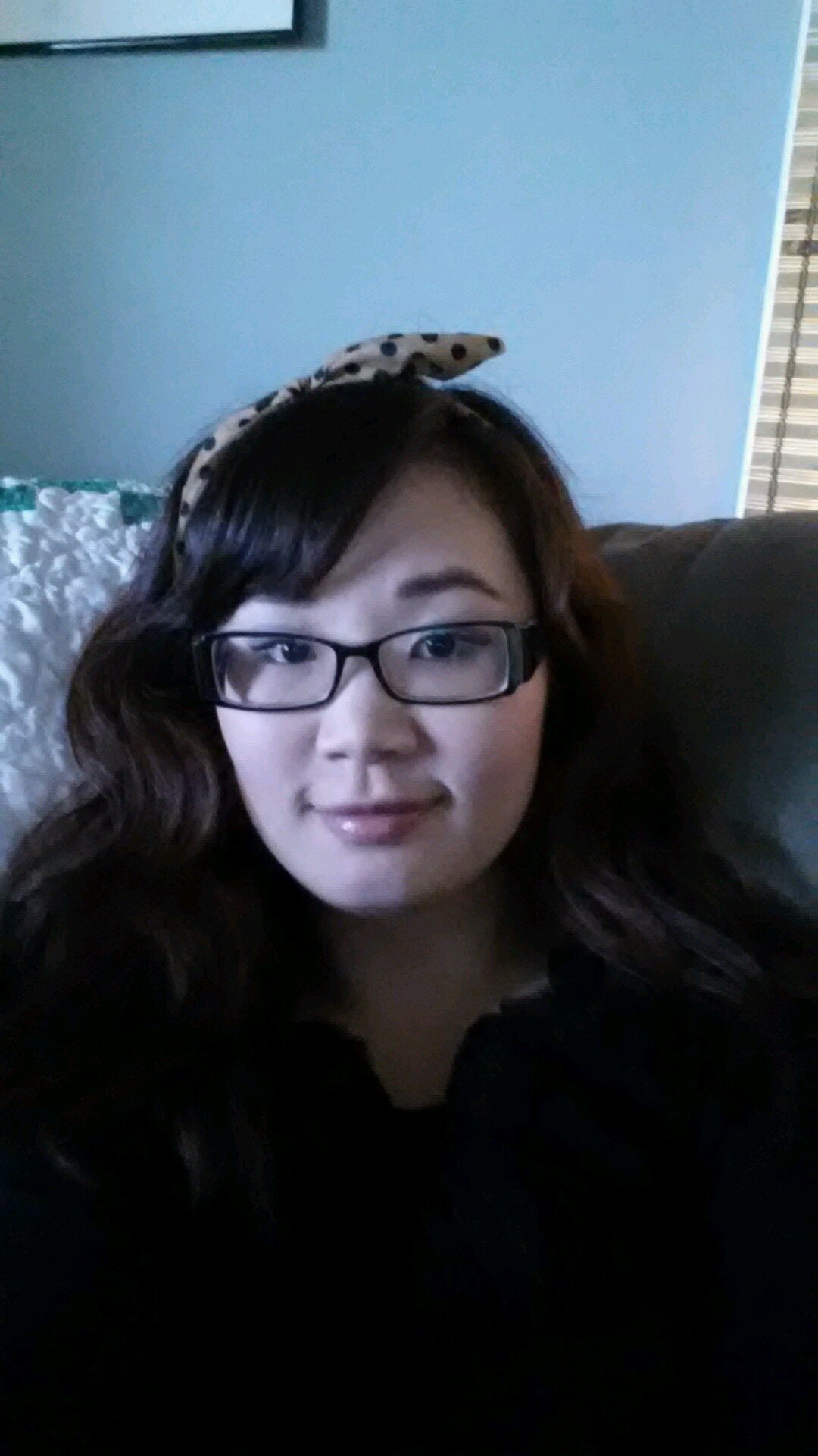 oonii_b's profile picture. 