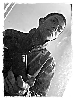 Sou um animal sentimental me apego facilmente ao que desperta o meu desejo ♪♫
