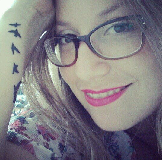Apasionada y eterna enamorada d la vida y d las cosas simples...