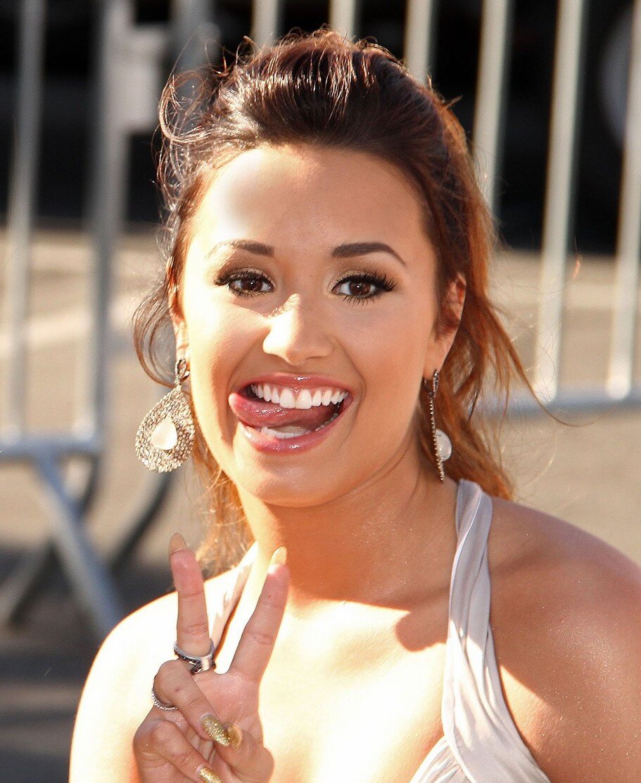 free follow love :) pls follow @delicatelxvato
