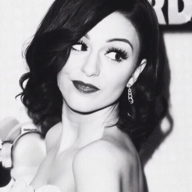 Mega fan de Cher Lloyd pienso que es la mejor cantante del mundo. #Brat #CherLloyd Brat forever and always❤️