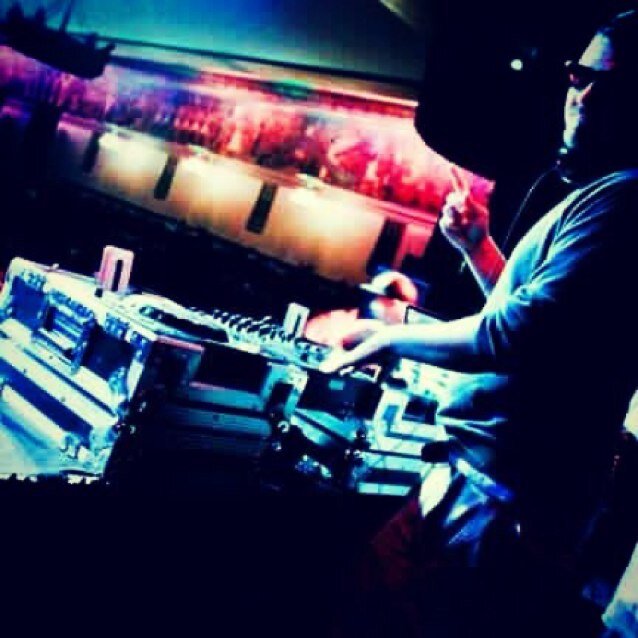 I have Dj-Ed Down Town Indy, from Gary, I dj-Ed at all the colleges & in the whole state of Indiana! (Best In Yo City Dj's)Ent. booking: swkelly503@yahoo.com