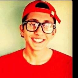 ByElzinhu014's profile picture. 