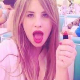 Nada en la vida dura para siempre, pero si lo suficiente para ser inolvidable 15 de mayo de 2010 un angel se unio a twitter ese angel es @LuciaGil_Gil