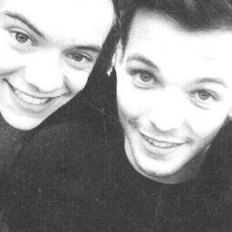 Hi! All follow @BraveBirds_ bc she gave you this free follow!