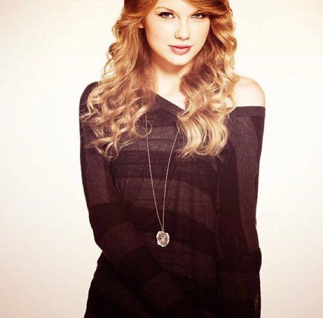 my LOVE is TAYLOR SWIFT,HUNTER HAYES and ED SHEERAN ❤