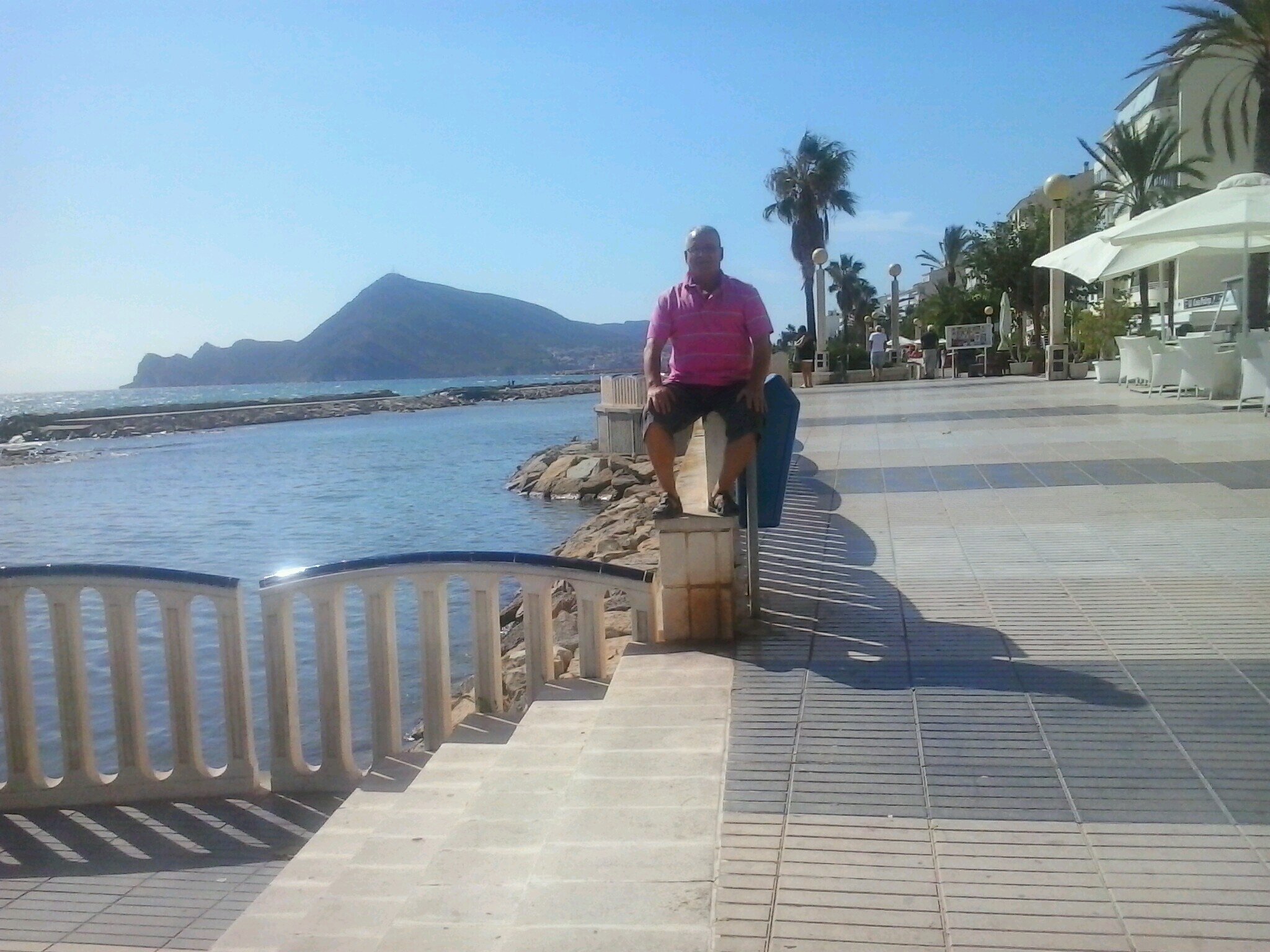 alfredocebrianm's profile picture. Tecnico Superior Riesgos Profesionales/Licenciado en M.T.C./Masajista/Profesor Culturismo/Profesional Hosteleria y Gestion inmobiliaria.