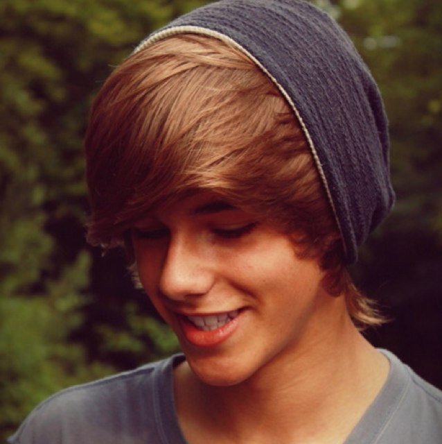 3 my baby 3 15 | London | year 10 | just smile, keep your head held up high and make the world beleive it hasnt gotten to you