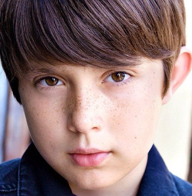 #evil Hey there everyone, I'm Marcus. Im also a prince now :3 Dads: @billystonerocks and @jordanthirlwall Mom: @kellidavenport9