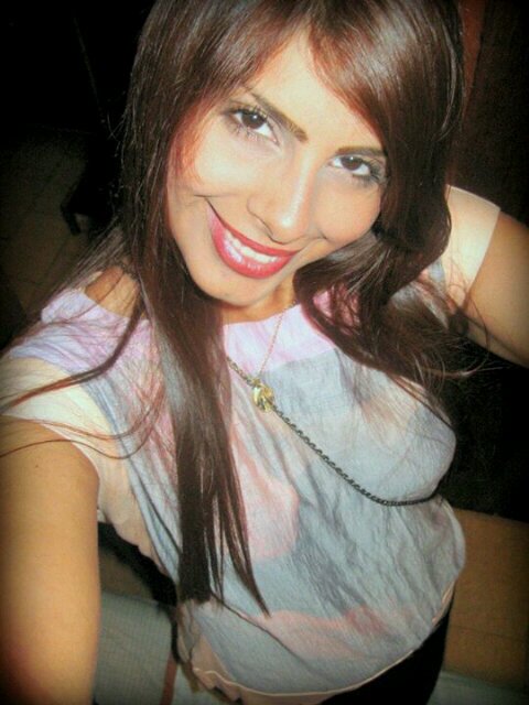 Marronzita's profile picture. Mujer de normal a sencilla de tipo humano la cual ama los detalles mas simples de la vida y gusta de estar bien con todos y con el todo.
