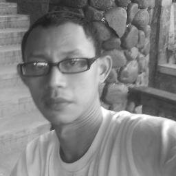 » i'm just ordinary, no treasure, not smart, ugly, unemployes, unexpectable emosion, loyal with 1♥, curious with something new, ☺нęųнęųγ☻ďęųн,