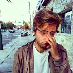 R_O_B_E_R_T_X's profile picture. i am @robertecks