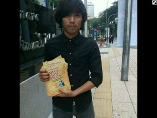 My name is amerul muqmen~18 years old~stay puchong~wechat : myrul23