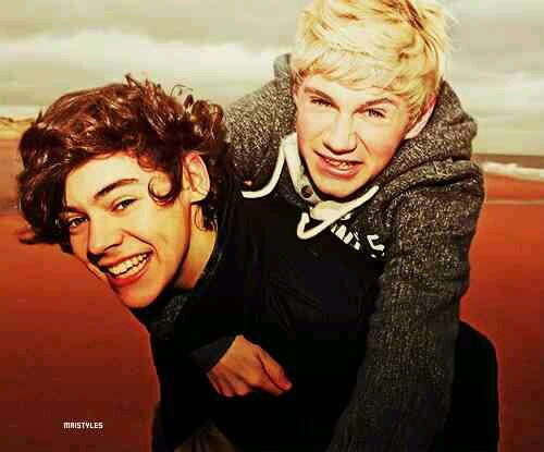 i use @Brit_1D so follow me on there, i don't use this acc anymore