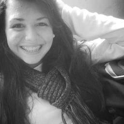 Nunca abaixe a cabeça para a vida, pois um dia você ira vencer , e mostra para todos que você e forte! *---*