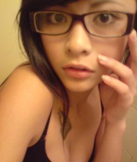 No pin No handphone. just DM :) love ya.