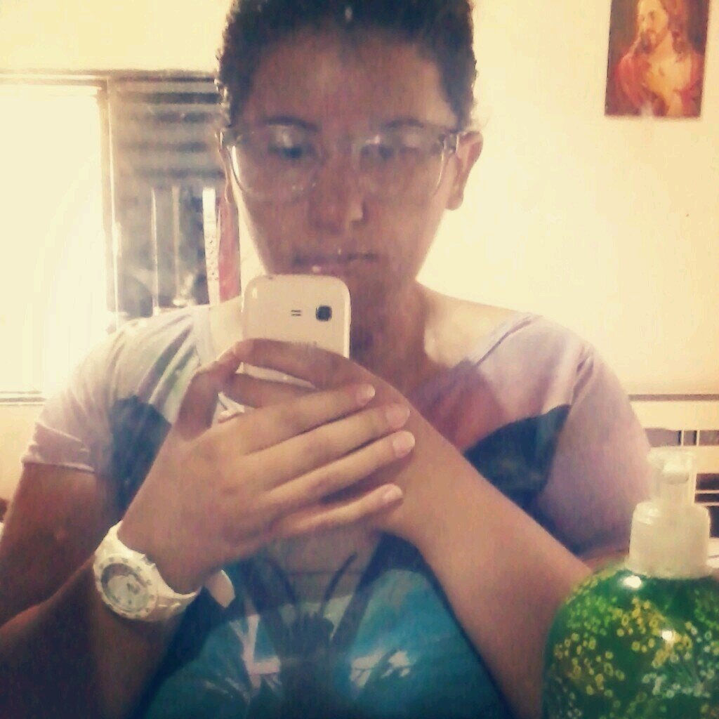 SIGO DE VOLTA SEJA QUEM FOOR :3