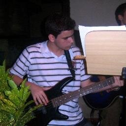 Apenas servo do Rei, GuitarBoy. valeu !