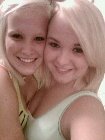 FrixAmy's profile picture. 