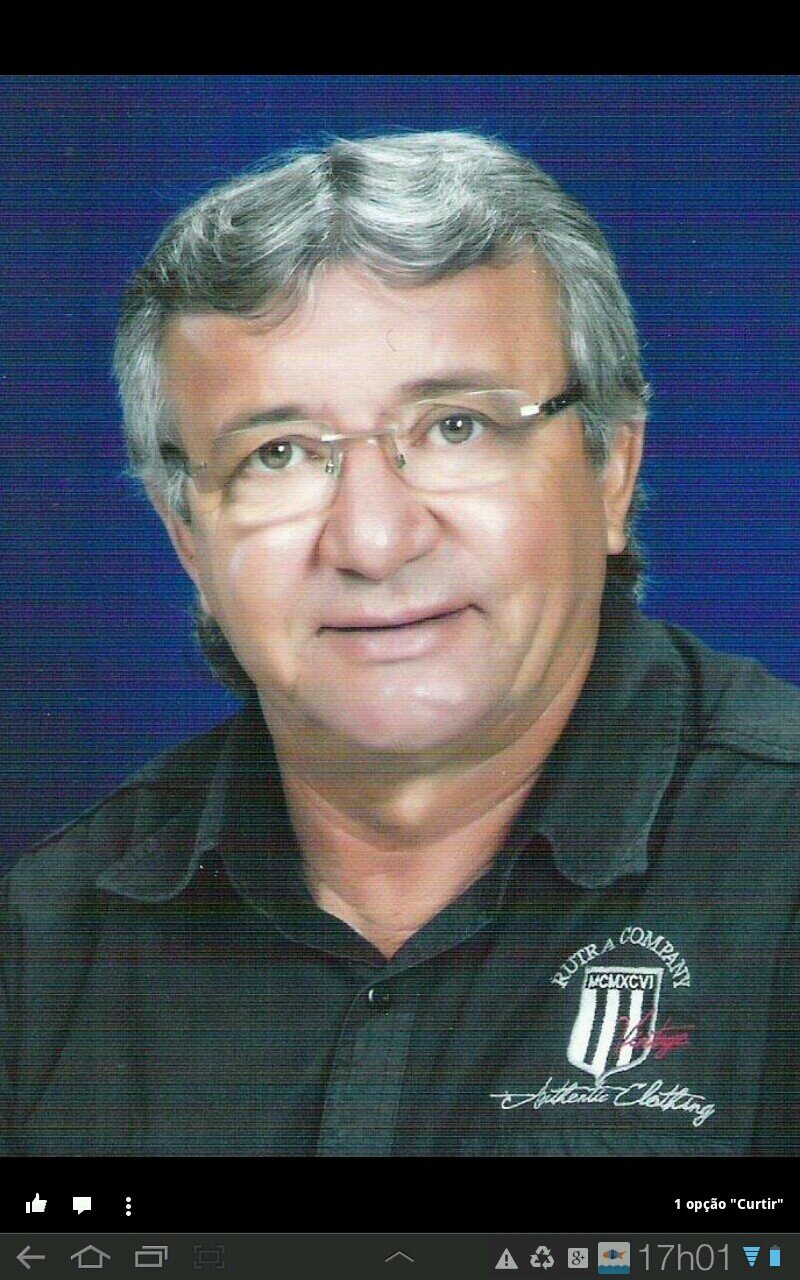 Empresário, presidente do Clube Campestre, vereador/presidente da Câmara Municipal de Campina Grande. Natural da cidade de Catolé do Rocha, Sertão da Paraíba.