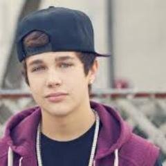 i love austin mahone i think he is hot and pretty