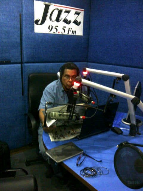 pildoravecinal's profile picture. Programa radial sabatino dedicado a temas urbanos. Transmitido de 02:00 PM a 03:00 PM en PlayFM 95.5. Conducido y producido por el Ing. Marco Antonio Godoy