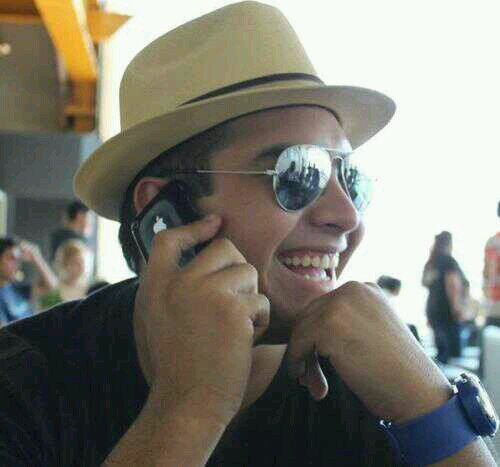 jodasalo's profile picture. LCC. Locutor y editor, liricalmente poético, enigmático y carismático, un estuche de monerías y amante del RAP..follow me & follow back!