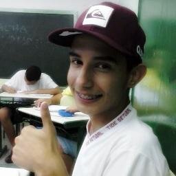 Buscando um novo rumo que faça sentido nesse mundo louco com o coração partido .