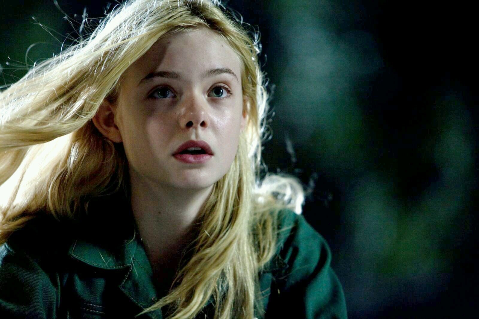 hi i'm dimond. i'm 14. my brother is sweeney todd/benjerman barker. don't make me angry #sweeneytodd #doctorwho big fan of doctor who!